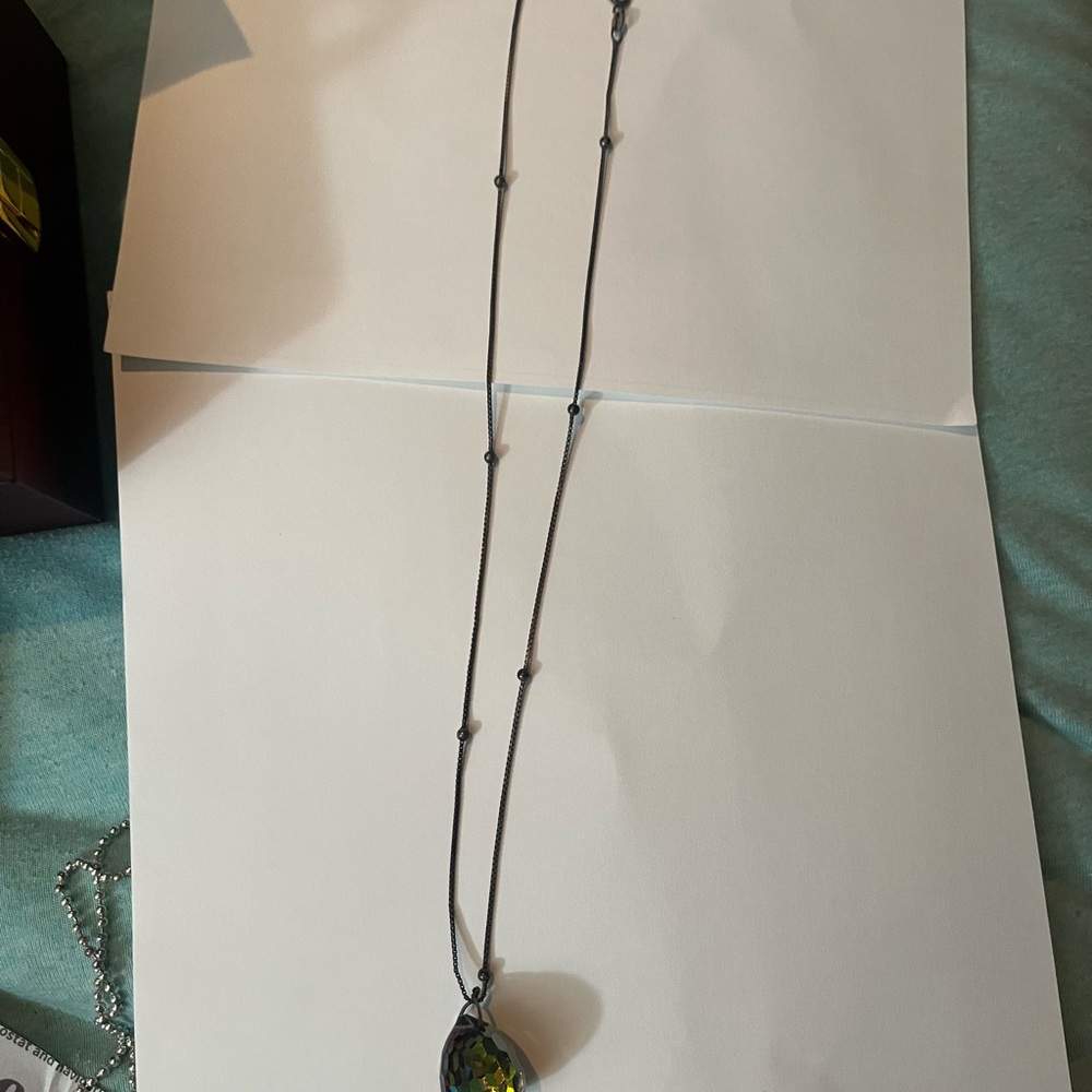 Elegant Multi- Colored Pendant Necklace